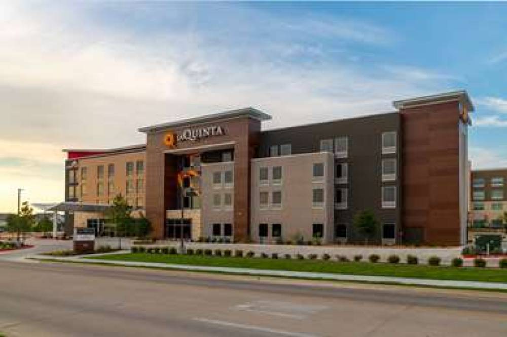 LA QUINTA INN & SUITES BY WYNDHAM P 4