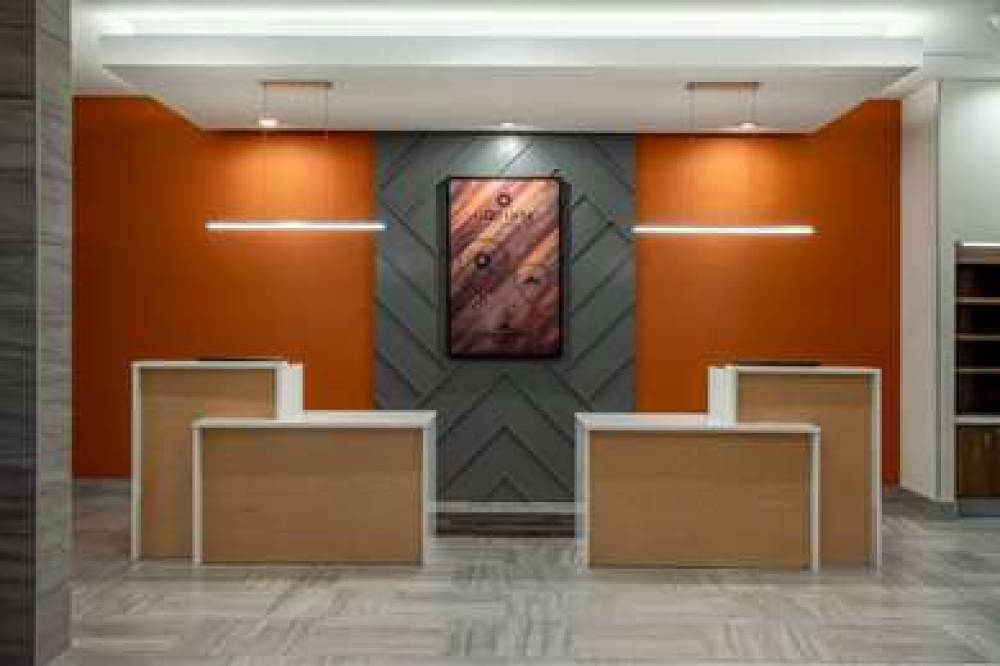 LA QUINTA INN & SUITES BY WYNDHAM P 10