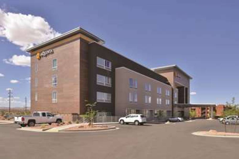 La Quinta Inn & Suites By Wyndham Page At Lake Powell 4