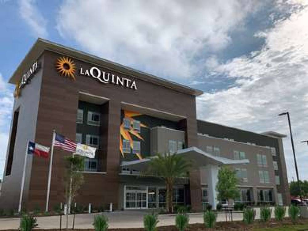 LA QUINTA INN & SUITES BY WYNDHAM-T 1