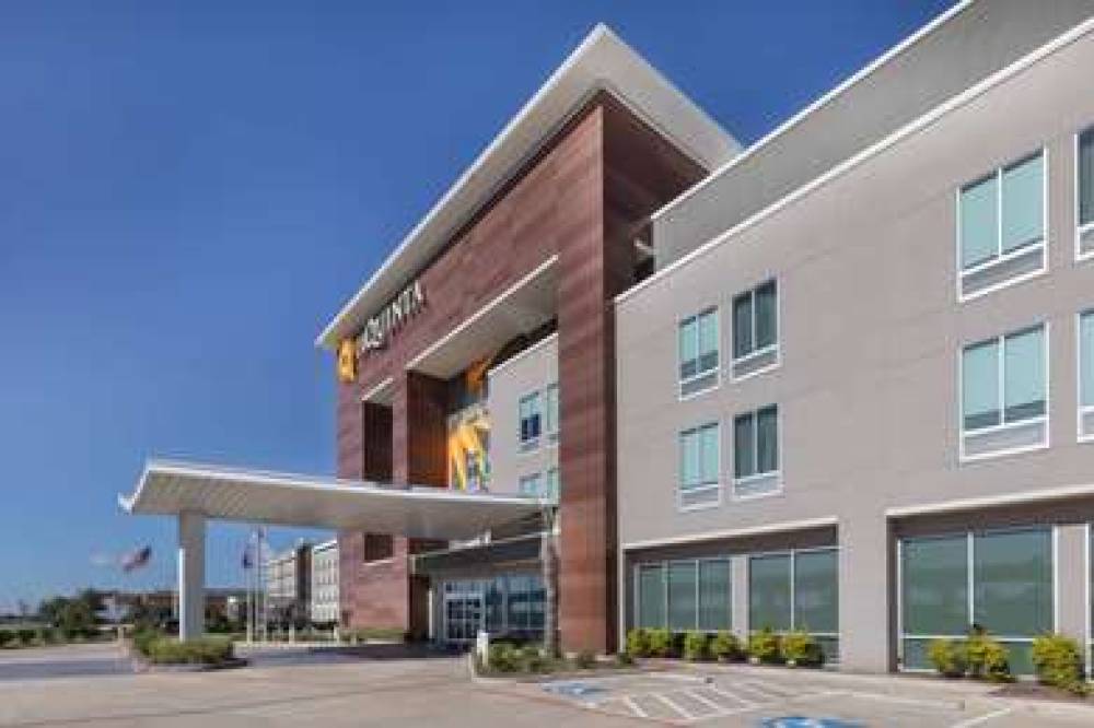 La Quinta Inn & Suites By Wyndham T