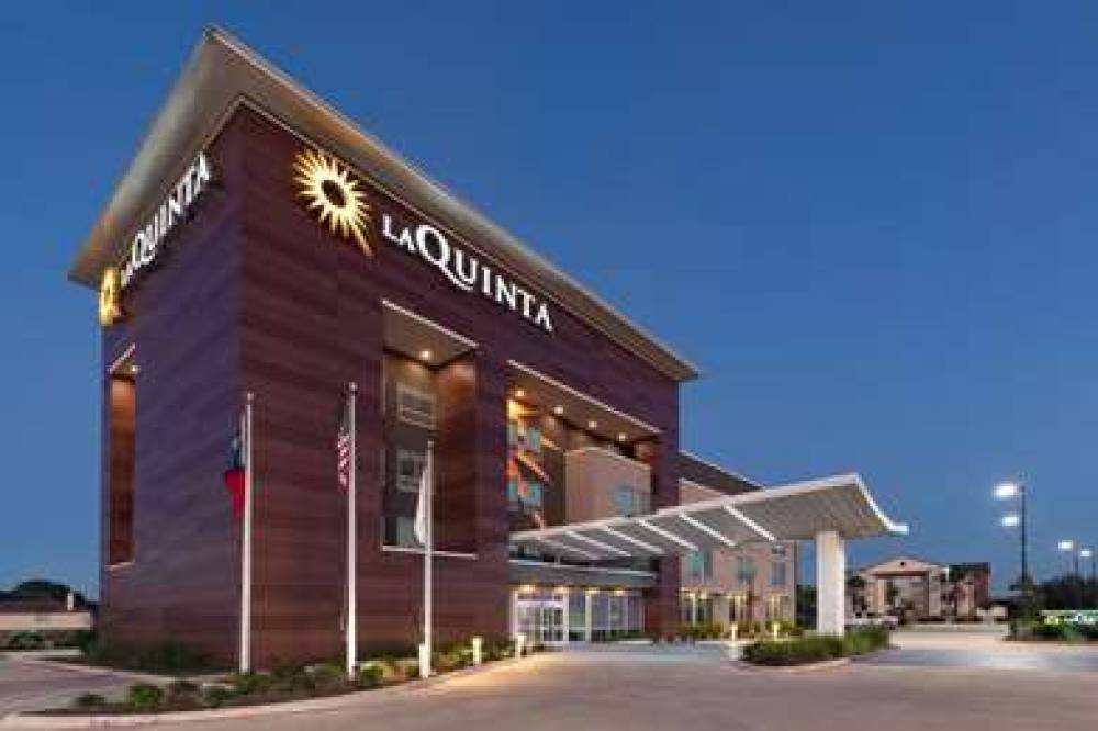 LA QUINTA INN & SUITES BY WYNDHAM-T 3