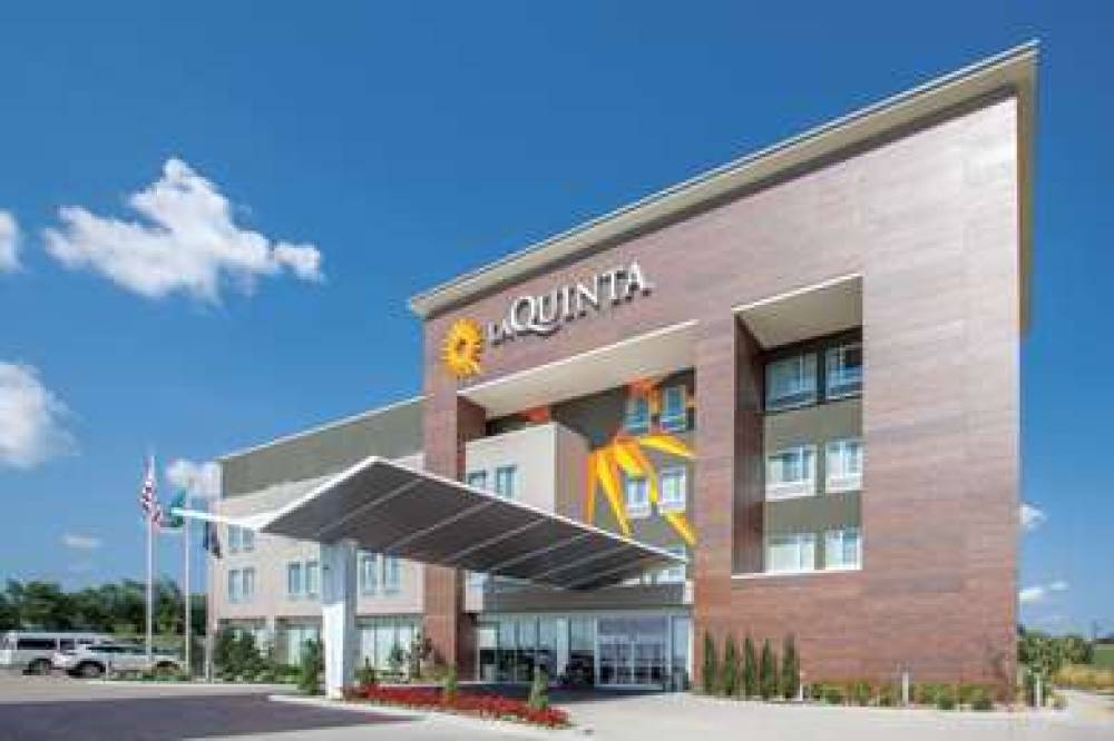 La Quinta Inn & Suites By Wyndham Tulsa Broken Arrow 1