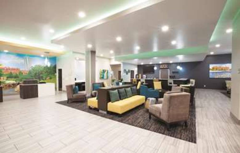 La Quinta Inn & Suites By Wyndham Tulsa Broken Arrow 3