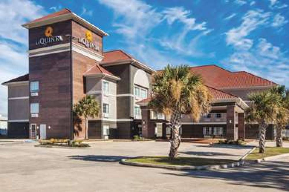 La Quinta Inn & Suites By Wyndham Walker - Denham Springs 1