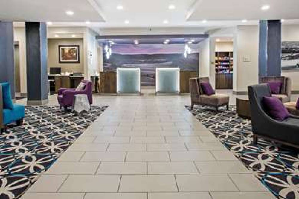 La Quinta Inn & Suites By Wyndham York 6