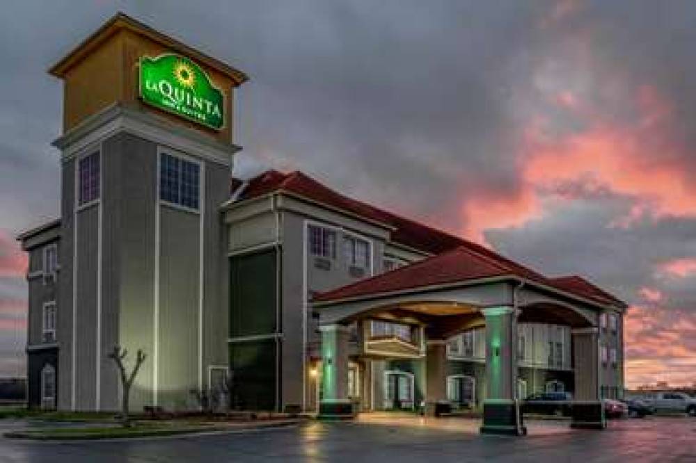 La Quinta Inn & Suites Canton 4