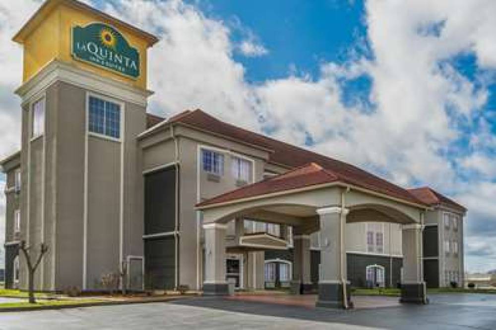 La Quinta Inn & Suites Canton 2