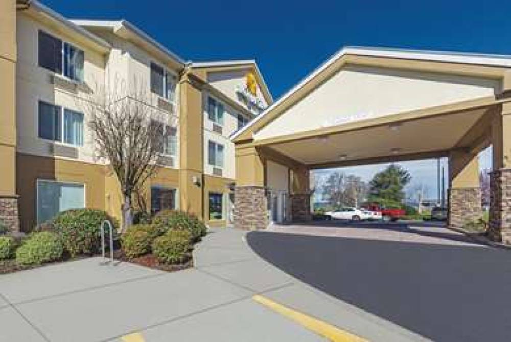 La Quinta Inn & Suites Central Point - Medford 4