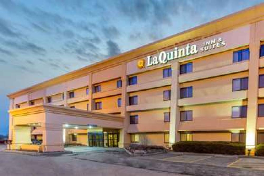 La Quinta Inn & Suites Chicago Gurnee