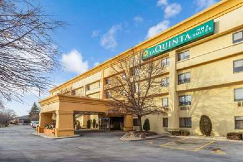 La Quinta Inn & Suites Chicago Tinley Park 2