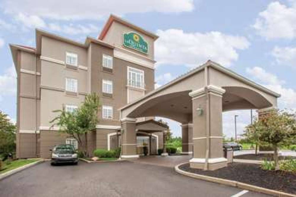 La Quinta Inn & Suites Cincinnati Airport Florence 1