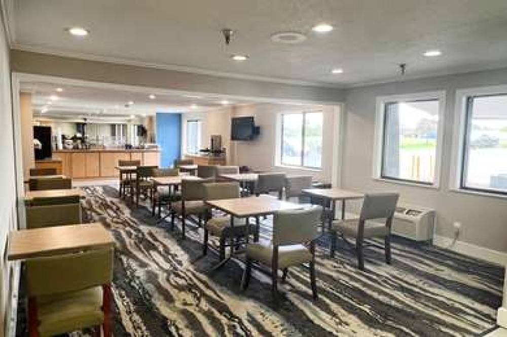 La Quinta Inn & Suites Columbia 7