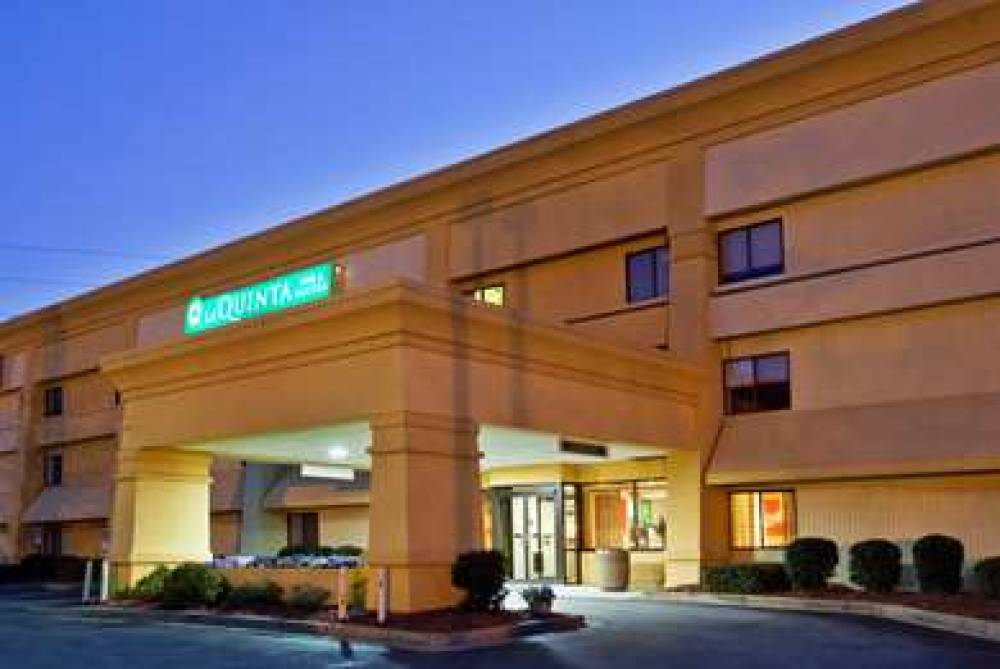 La Quinta Inn & Suites Columbus State University 1