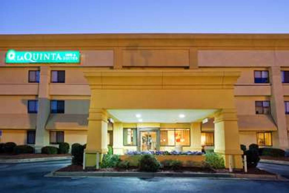 La Quinta Inn & Suites Columbus State University 2