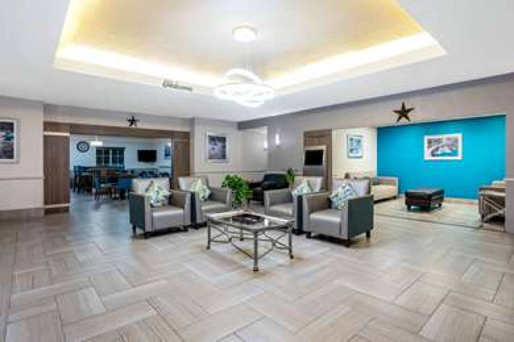 La Quinta Inn & Suites Conroe 6