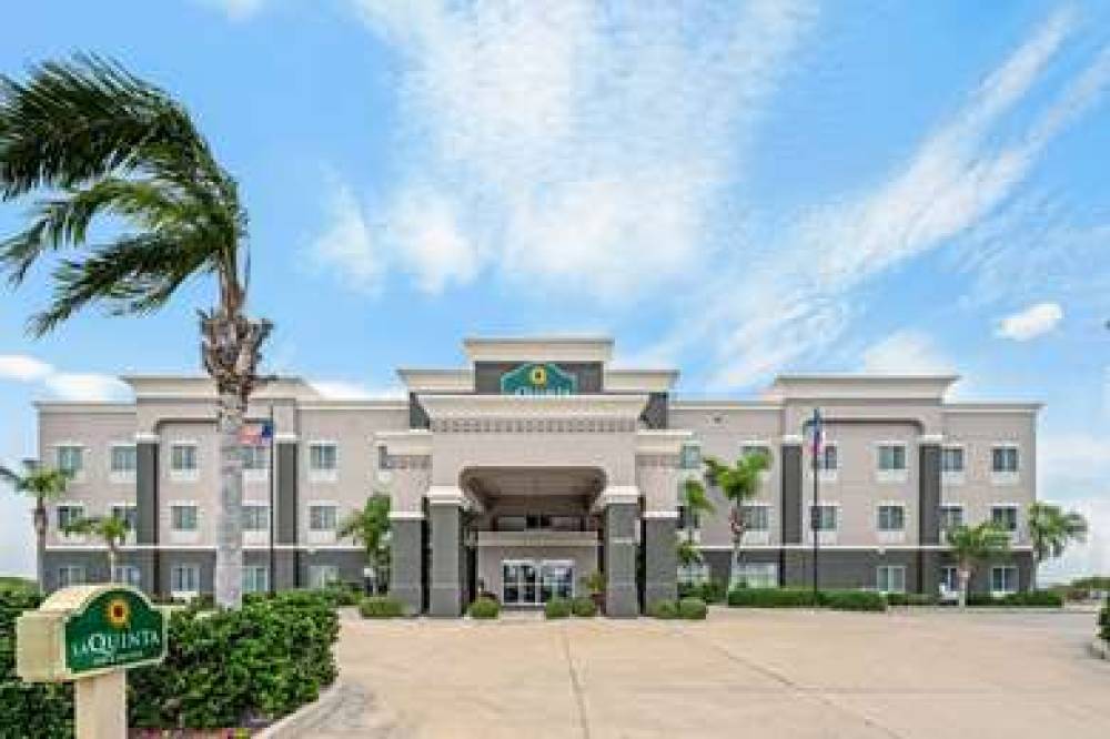 La Quinta Inn & Suites Corpus Christi-N Padre Isl. 3