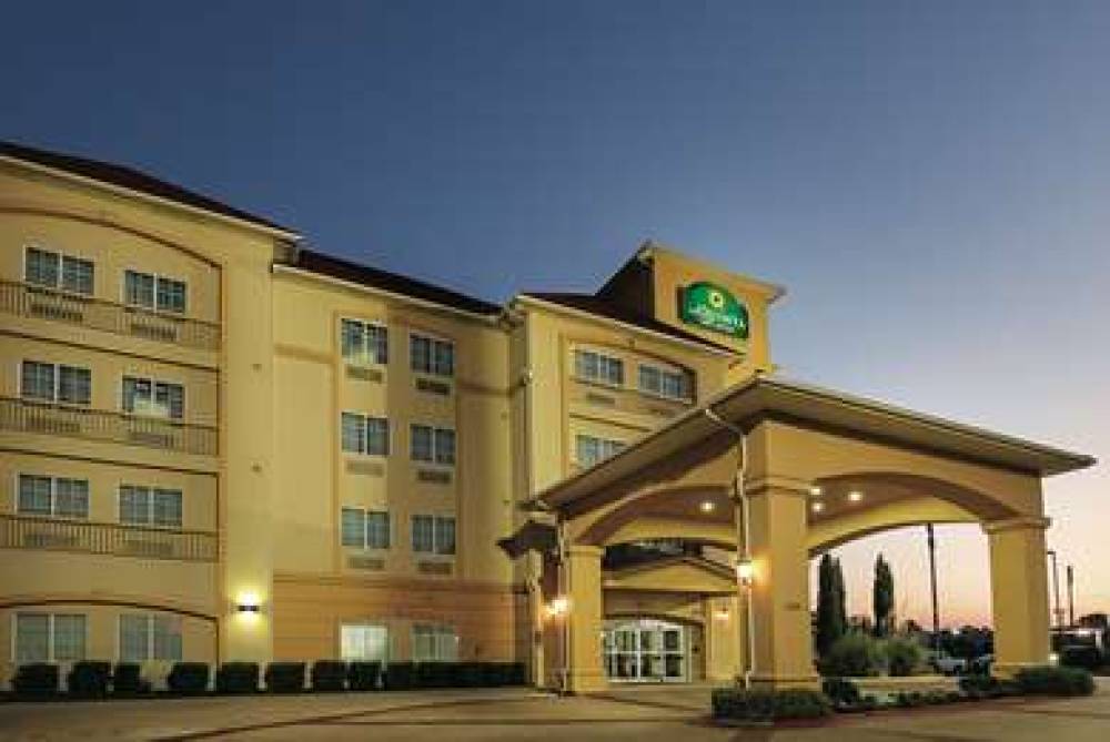 La Quinta Inn & Suites Dallas - Hutchins 1