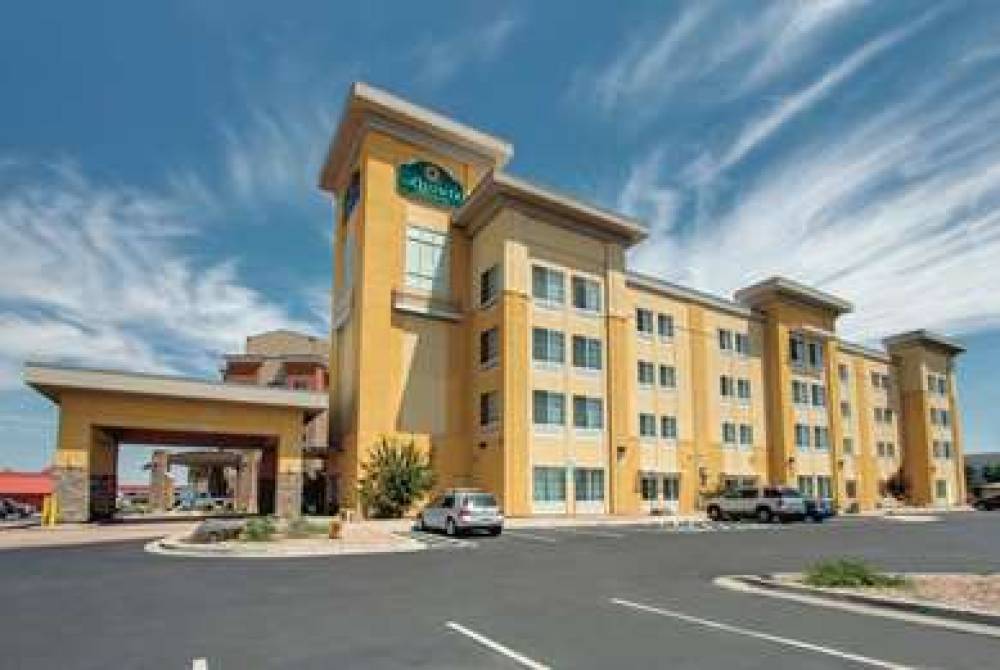 La Quinta Inn & Suites Denver Gateway Park 2