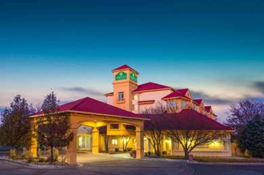 La Quinta Inn & Suites Denver Southwest Lakewood 3