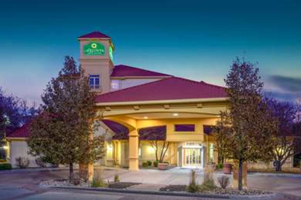 La Quinta Inn & Suites Denver Southwest Lakewood 2