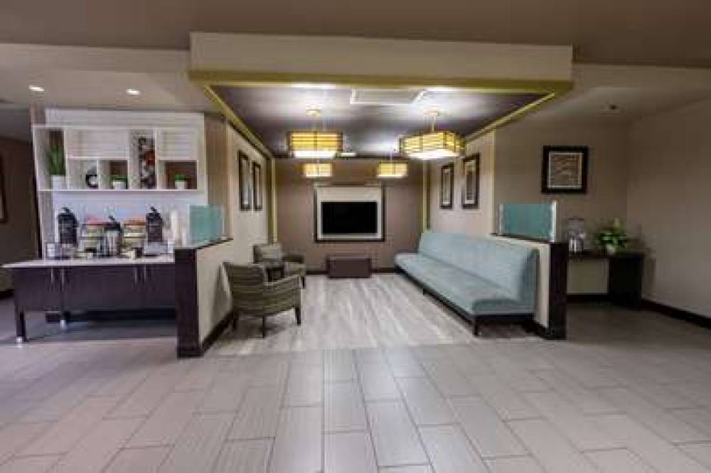 La Quinta Inn & Suites Durant 4