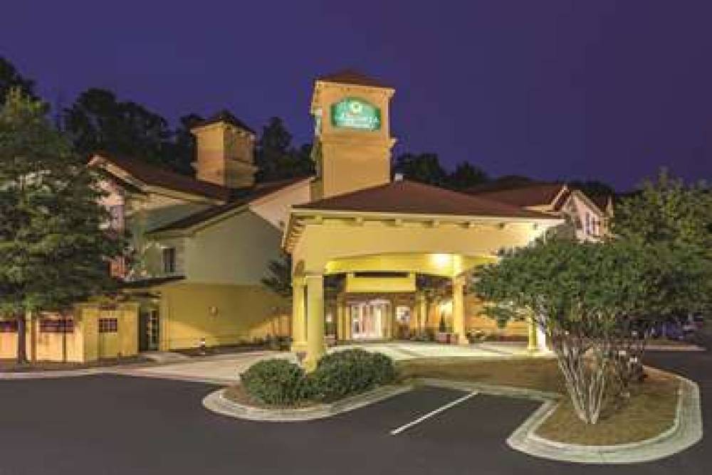 La Quinta Inn & Suites Durham Chapel Hill 4