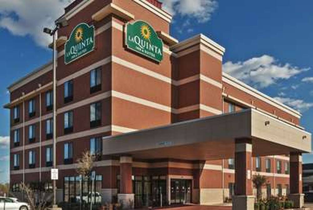 La Quinta Inn & Suites Edmond 1