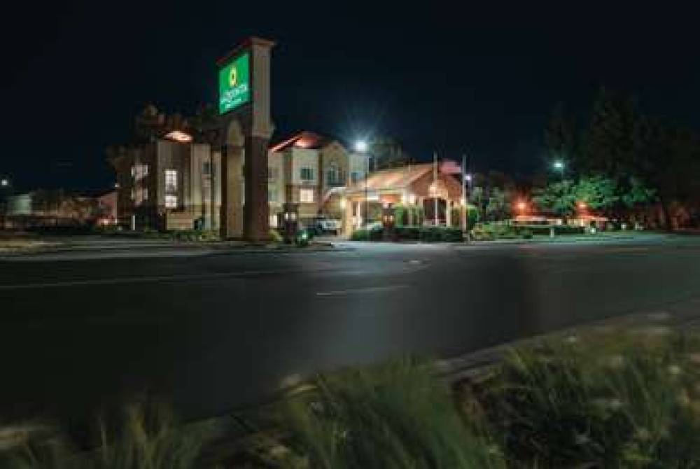 La Quinta Inn & Suites Fairfield - Napa Valley 2