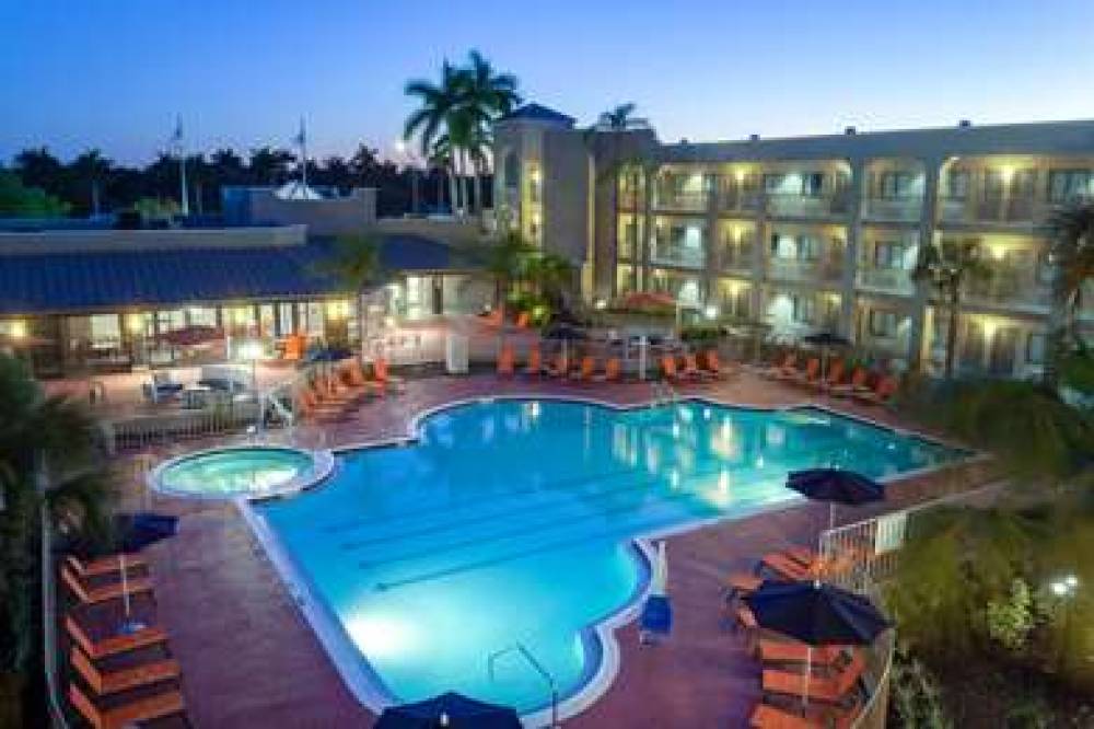 La Quinta Inn & Suites Ft. Myers - Sanibel Gateway 7