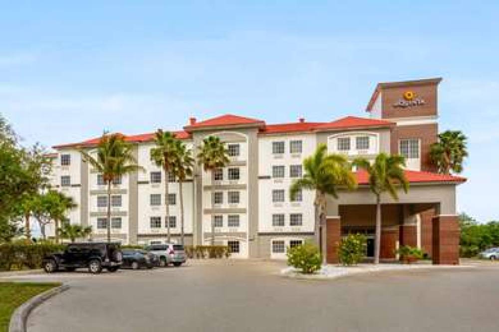 La Quinta Inn & Suites Ft. Pierce 6