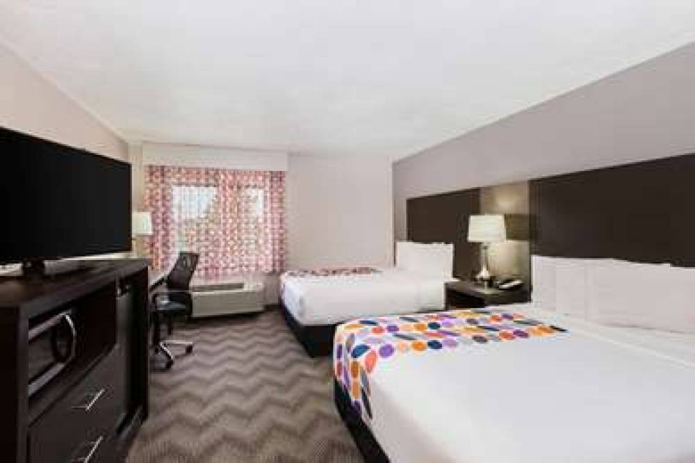 La Quinta Inn & Suites Goodlettsville - Nashville 10