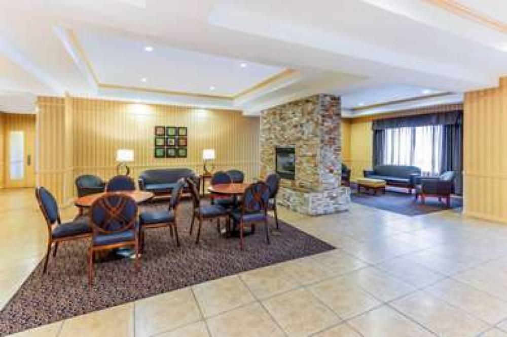 La Quinta Inn & Suites Hobbs 5