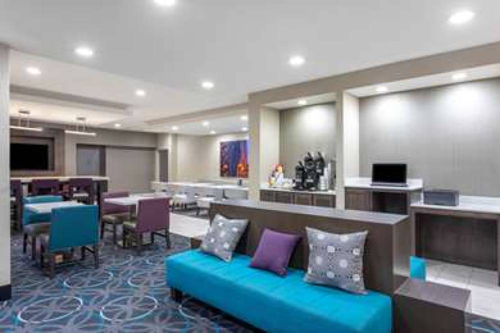 La Quinta Inn & Suites Hopkinsville 7