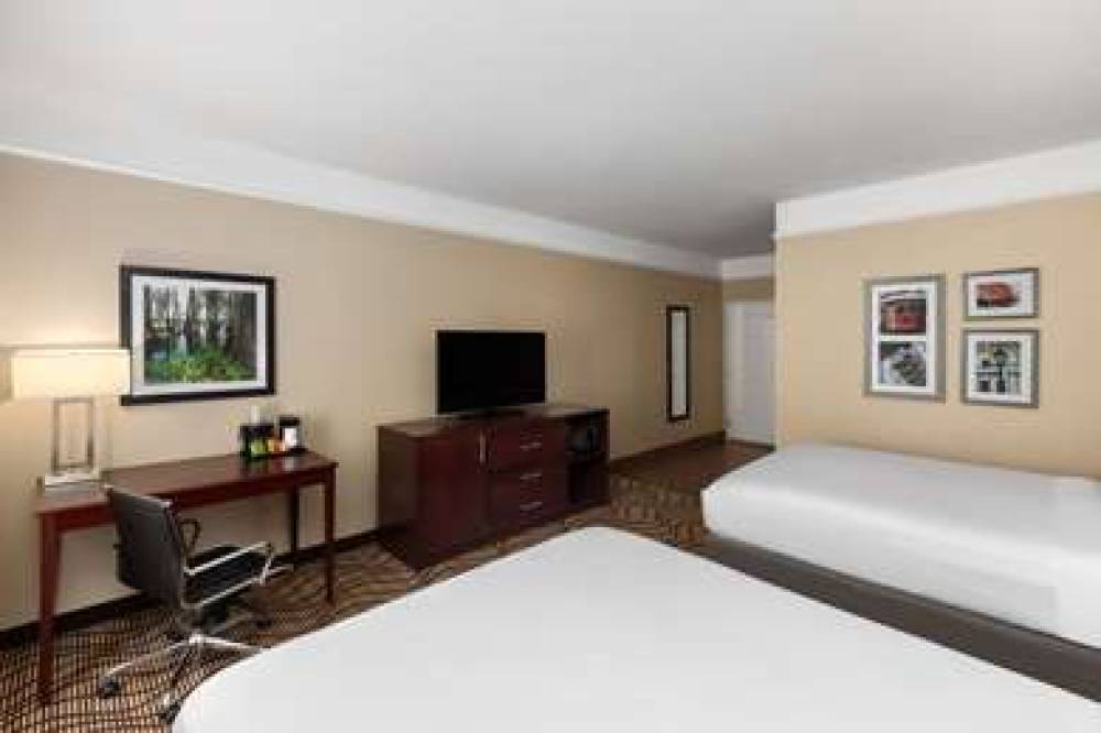 La Quinta Inn & Suites Houma 8