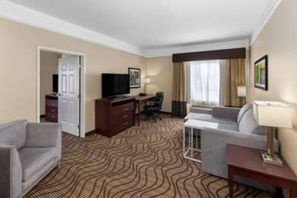 La Quinta Inn & Suites Houma 2