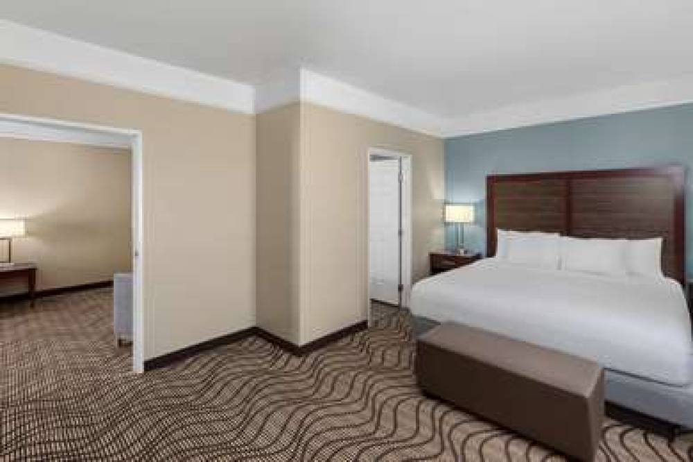 La Quinta Inn & Suites Houma 3