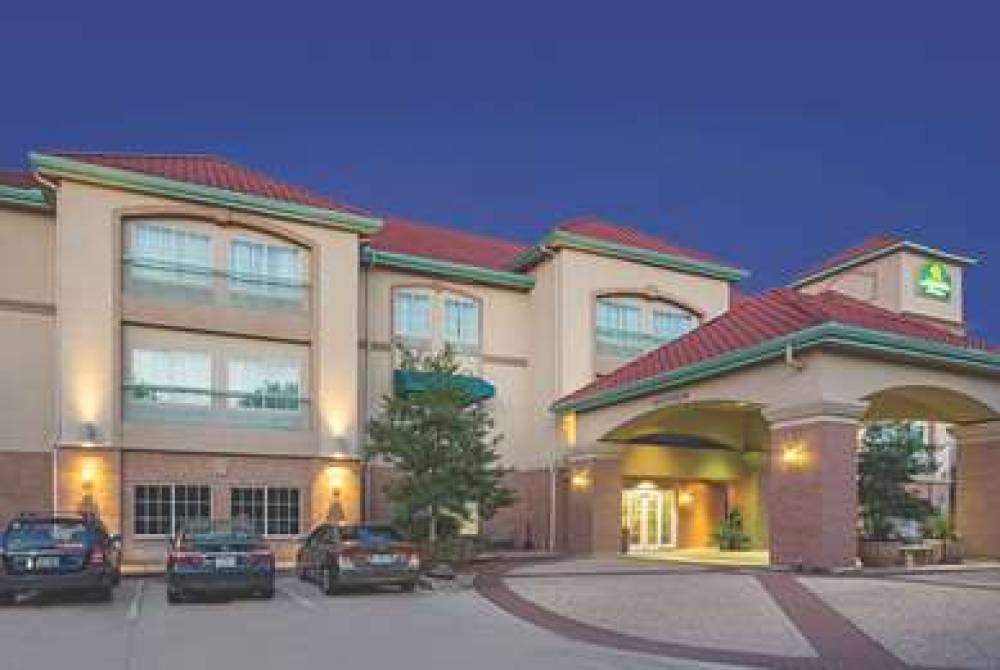 La Quinta Inn & Suites Houston Clay Road 3