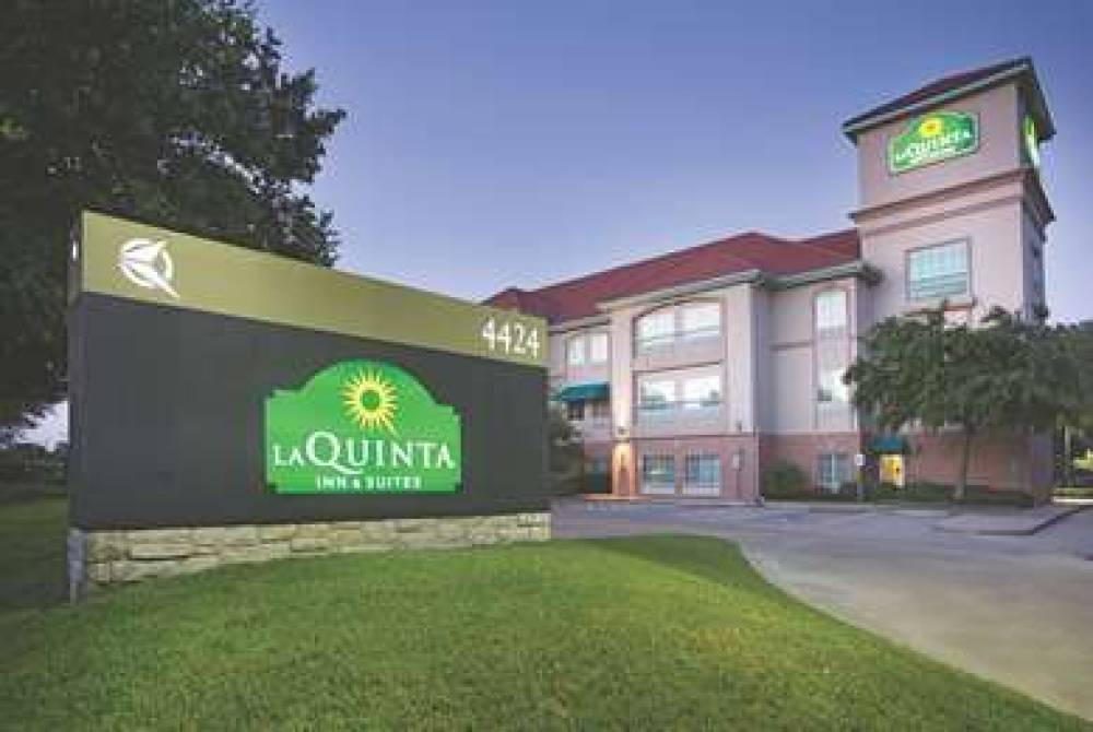 La Quinta Inn & Suites Houston Clay Road 1