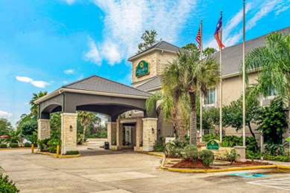 La Quinta Inn & Suites Houston Kingwood Medical 1