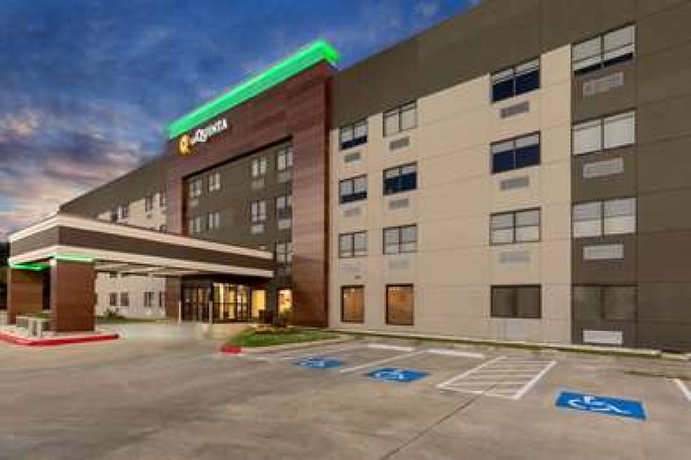 La Quinta Inn & Suites Houston Northwest 3