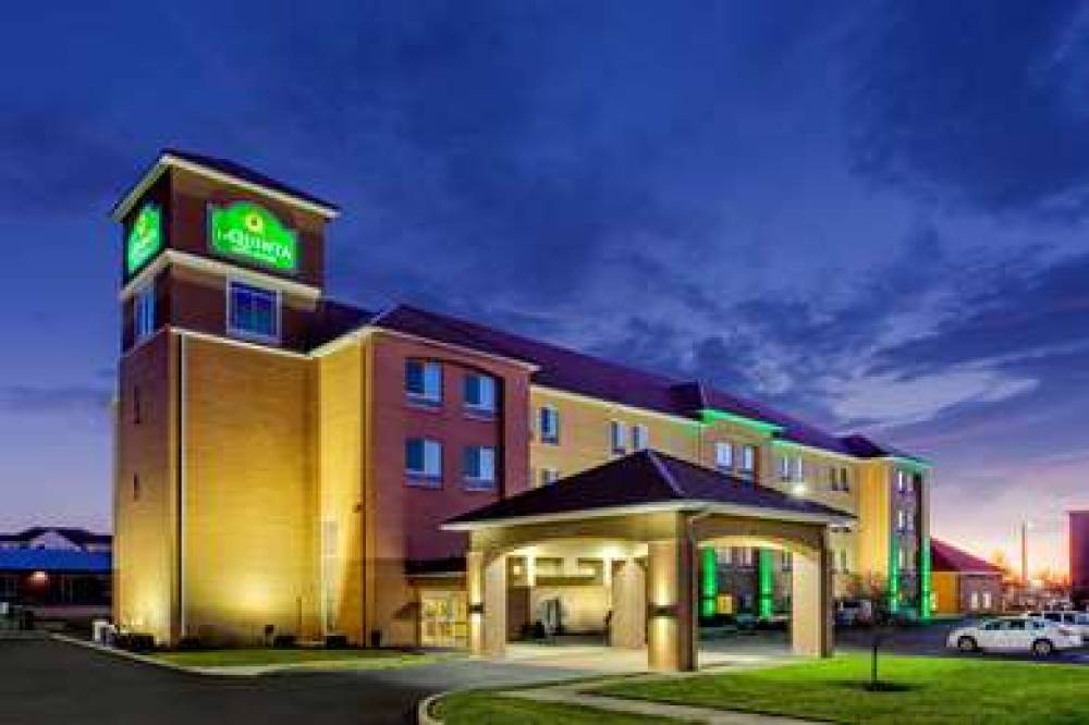 La Quinta Inn & Suites Indianapolis AP Plainfield 3