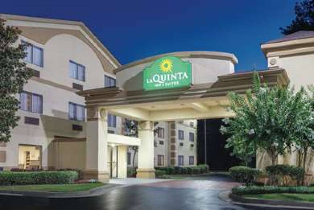 La Quinta Inn & Suites Jackson Airport 1