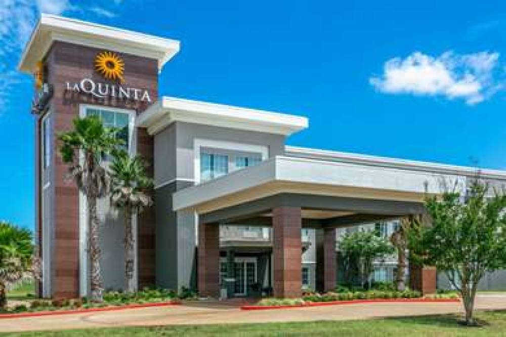 La Quinta Inn & Suites Jacksonville 1