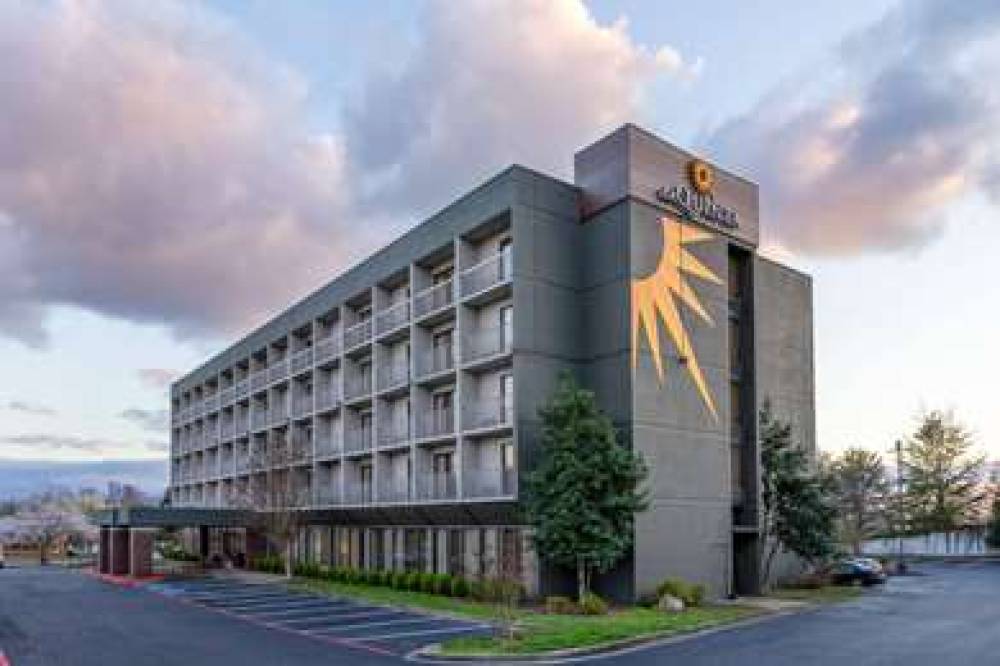 La Quinta Inn & Suites Kingsport TriCities Airport 1