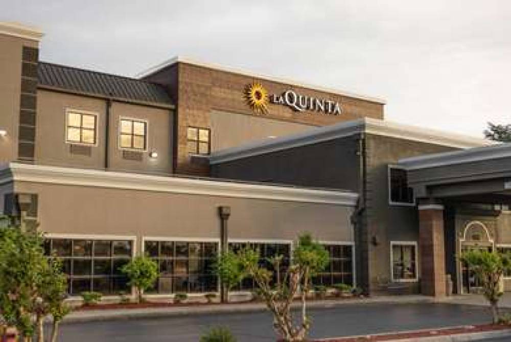 La Quinta Inn & Suites Knoxville East