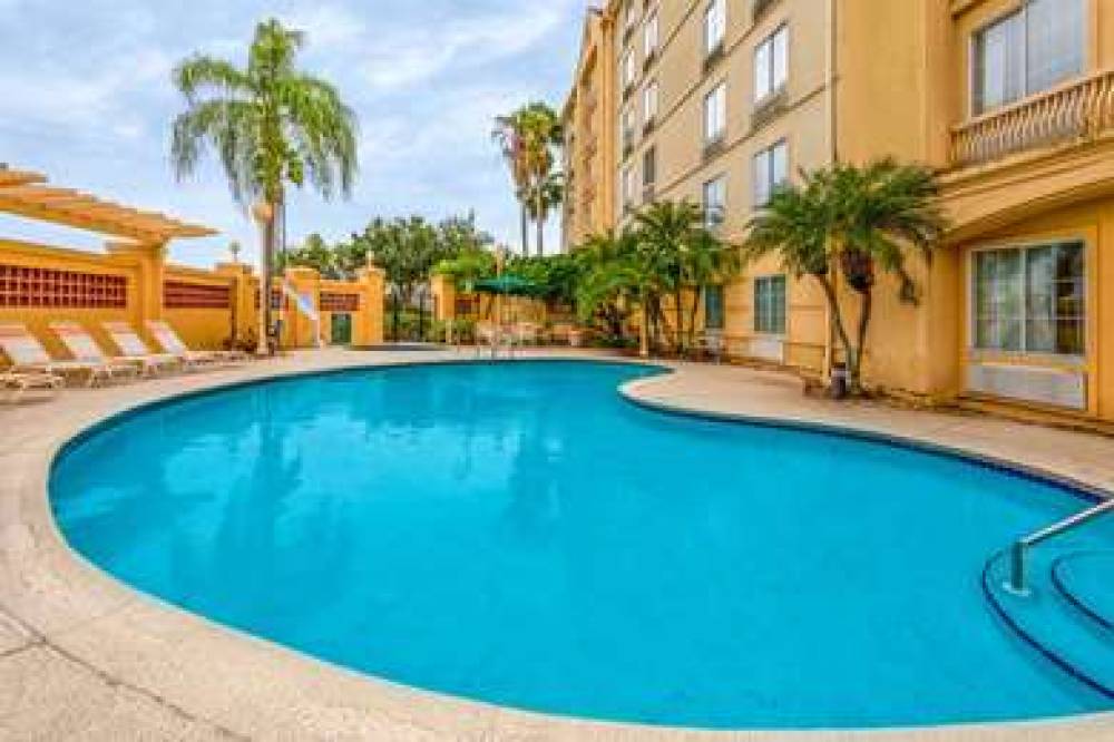 La Quinta Inn & Suites Lakeland West 10