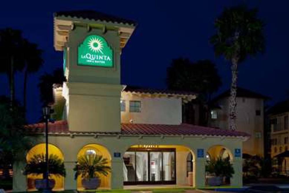 La Quinta Inn & Suites Las Vegas Airport N Conv. 3