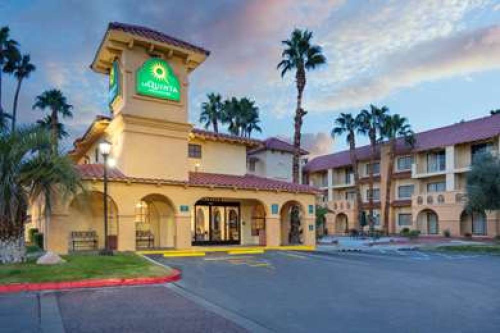 La Quinta Inn & Suites Las Vegas Airport N Conv. 2