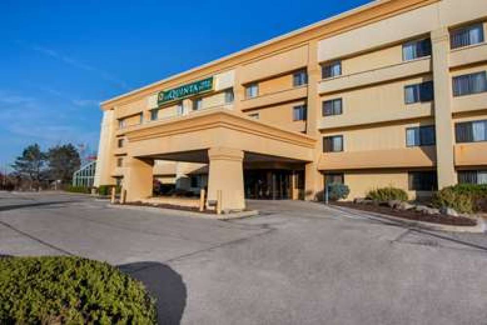 La Quinta Inn & Suites Mansfield 4